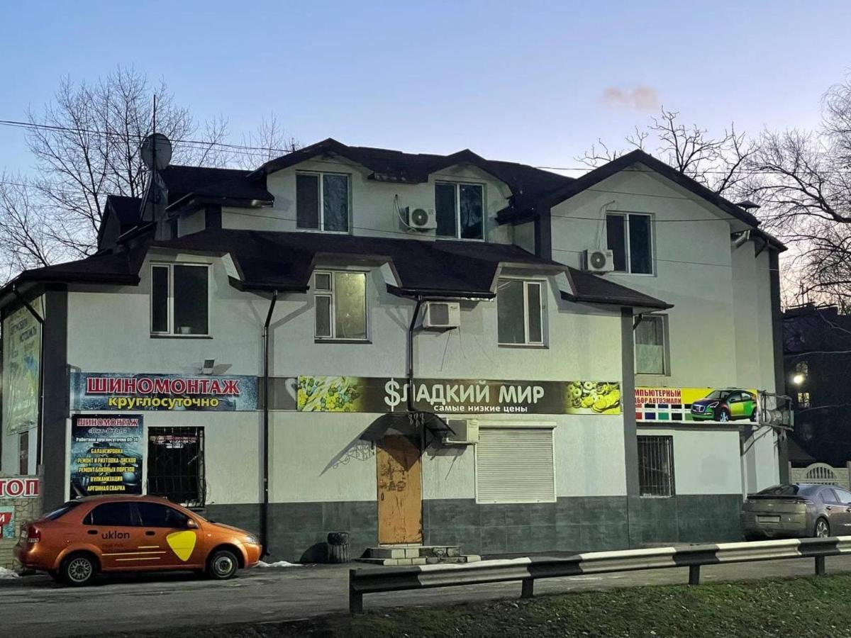 Pitstop Motel Kamianske Exterior photo